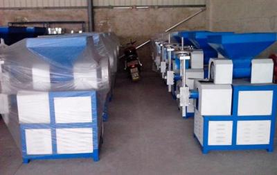 泡沫造粒機(jī)|宏洋機(jī)械(圖)|泡沫造粒機(jī)生產(chǎn)廠家圖片_高清圖_細(xì)節(jié)圖-鄭州宏洋機(jī)械制造 -